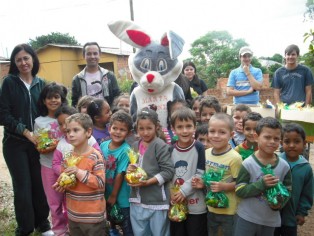 JPHS faz entrega de 180 cestas de Páscoa